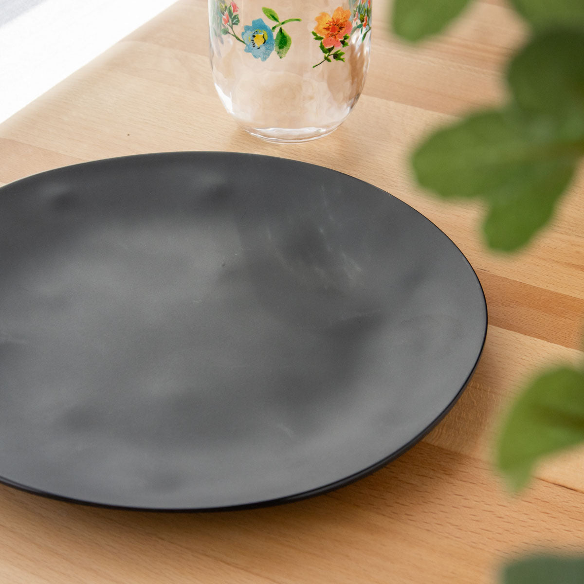 マット ディナープレート 27cm ブラック 【プランタ】 – ア